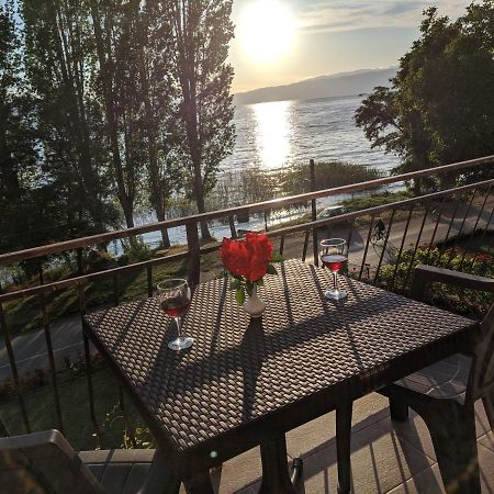 Ajkoski Apartments Пештани Экстерьер фото
