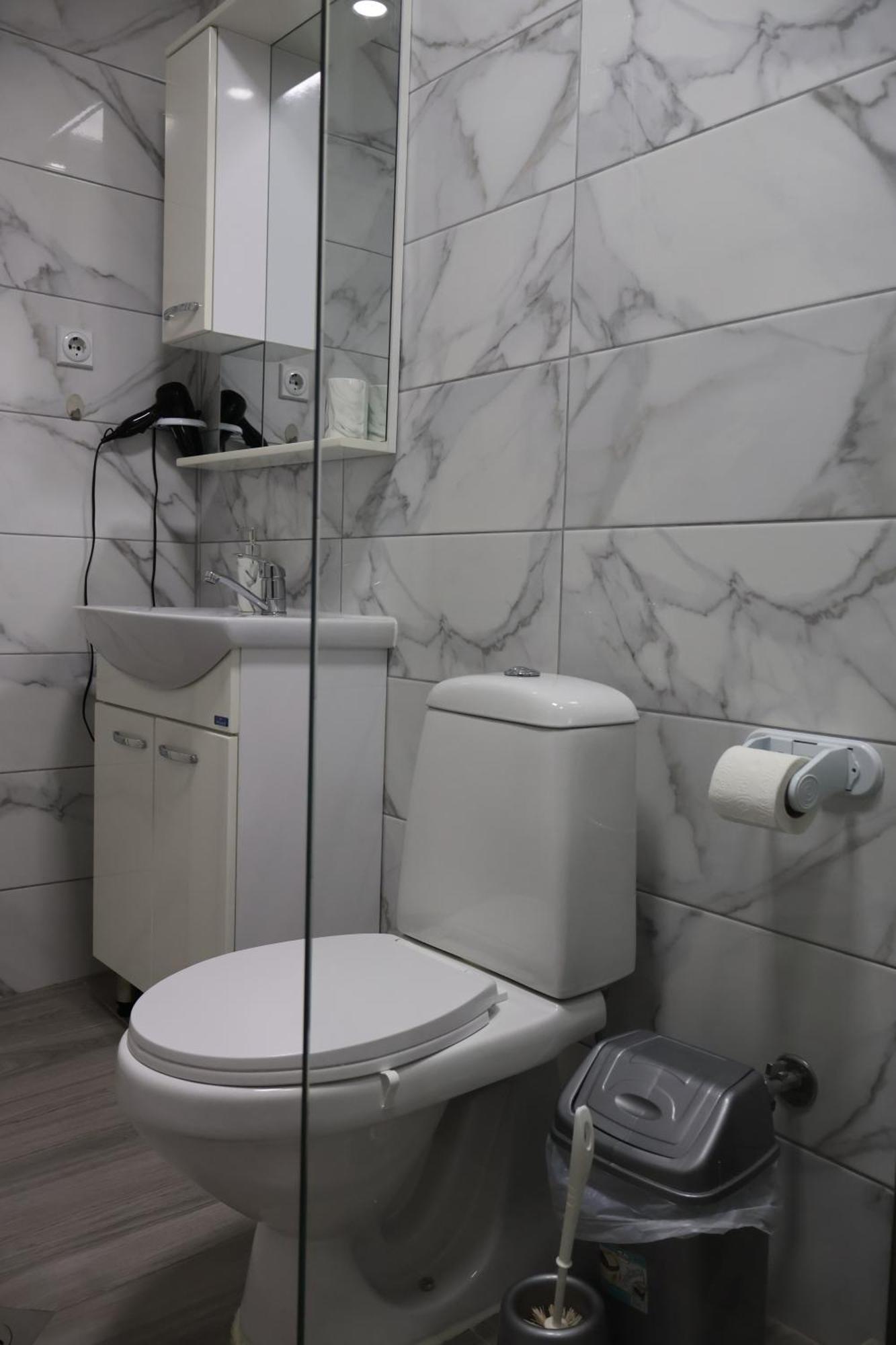 Ajkoski Apartments Пештани Экстерьер фото